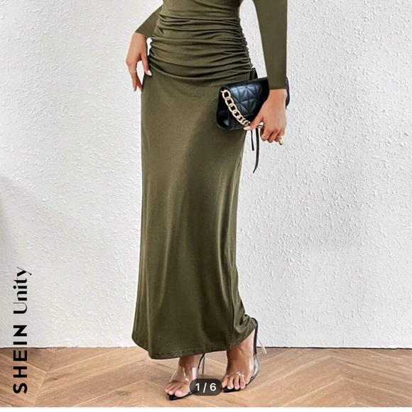 SHEIN Unity Solid Drawstring Side Ruched
Fitted Dress army green - Picture 2 of 2